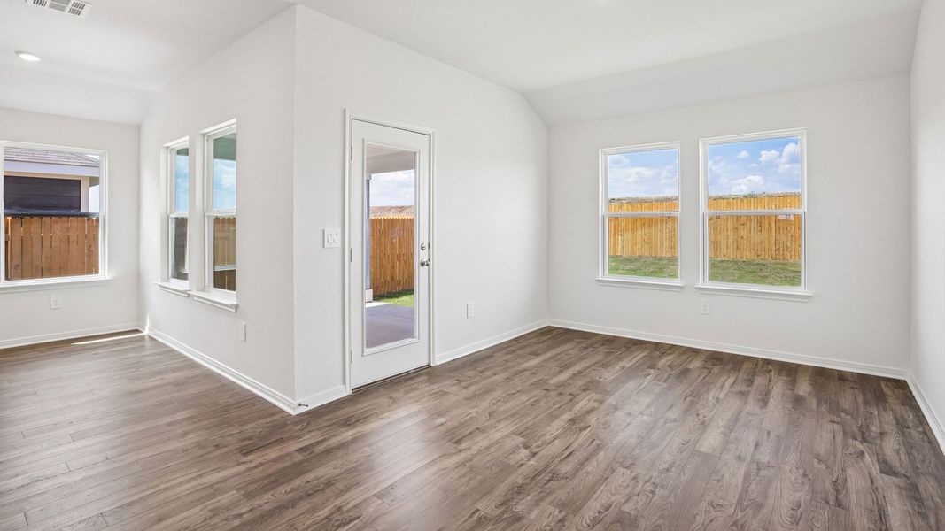 Spacious, unfurnished interior of a new home in Prairie Lakes, Buda (Image 17).