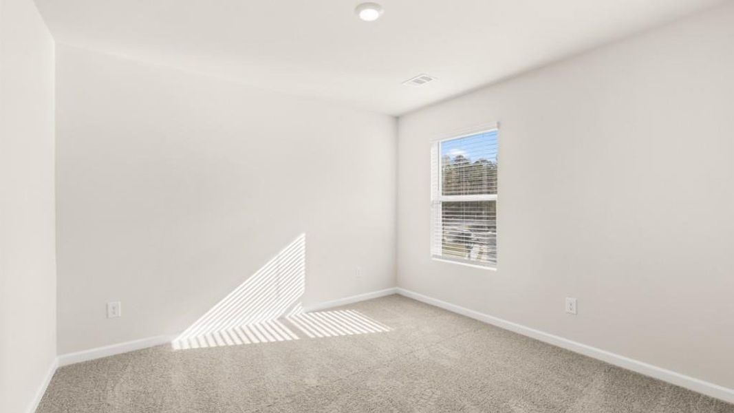 Spacious, unfurnished interior of a new home in Pointe Park, Union City (Image 17).