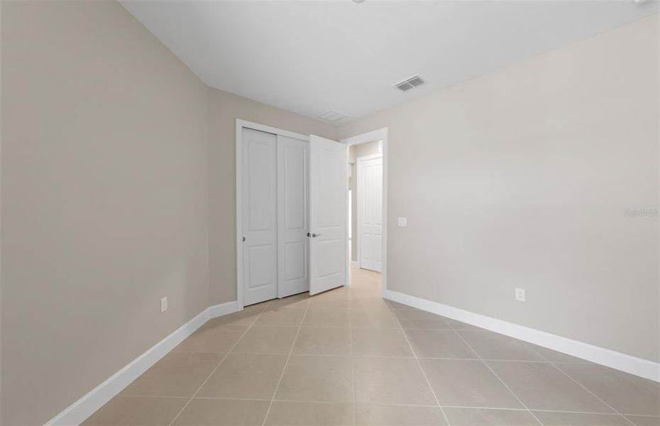 Spacious, unfurnished interior of a new home in BeachWalk by Manasota Key, Englewood (Image 28).