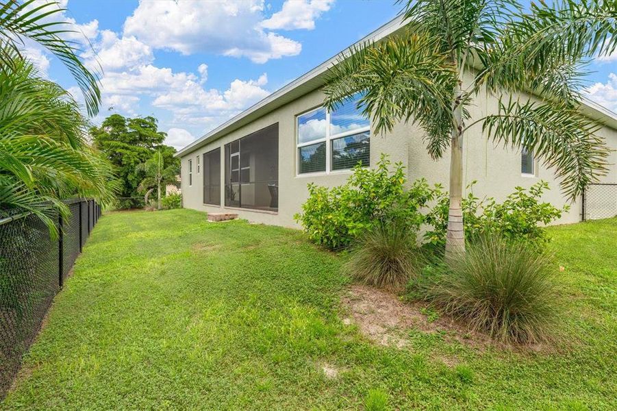 Front exterior of a new home in , Punta Gorda, FL, highlighting curb appeal (Image 18).