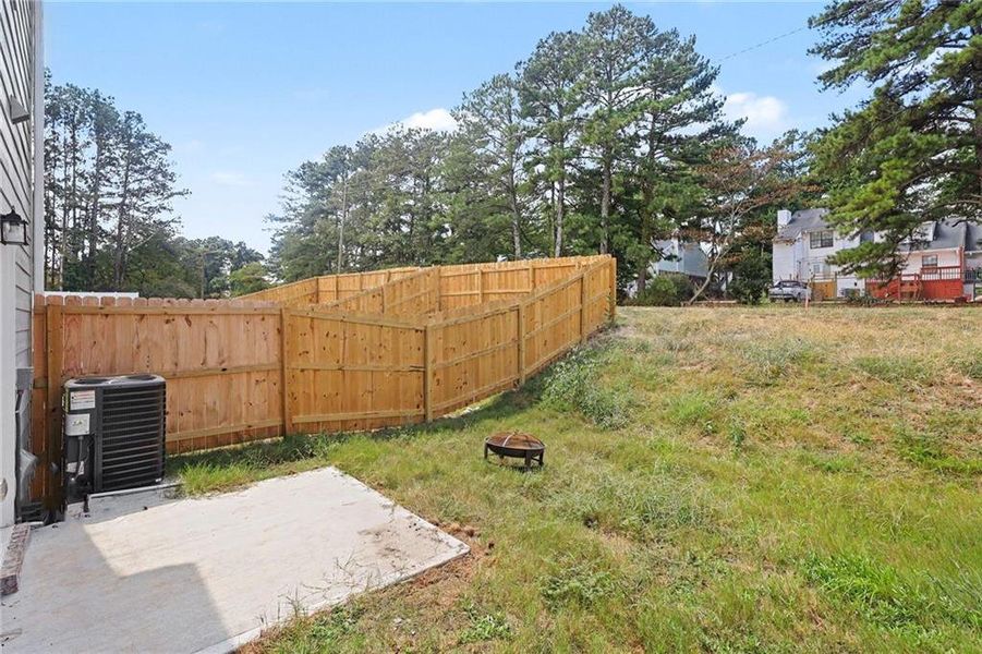 Exterior details and patio area of a home in , Atlanta (Image 27).