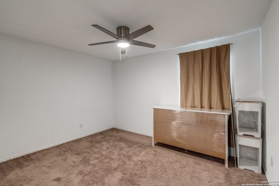 Spacious, unfurnished interior of a new home in , San Antonio (Image 20).