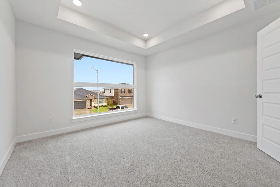 Spacious, unfurnished interior of a new home in Sunterra, Katy (Image 15). Spacious, unfurnished interior of a new home in Sunterra, Katy (Image 15).