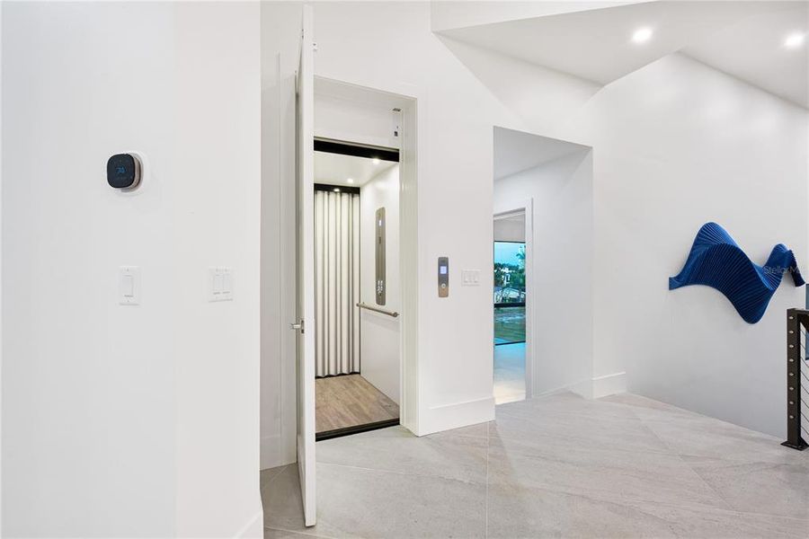 Image 75 of a home in .