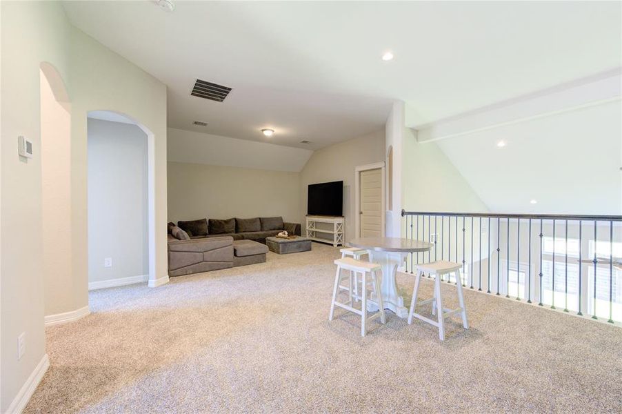 Fantastic upper-level recreation room with endless possibilities