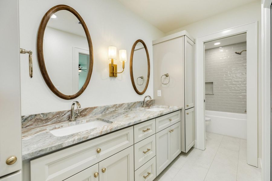 Furnished interior view inside a new home in , Galveston (Image 11).