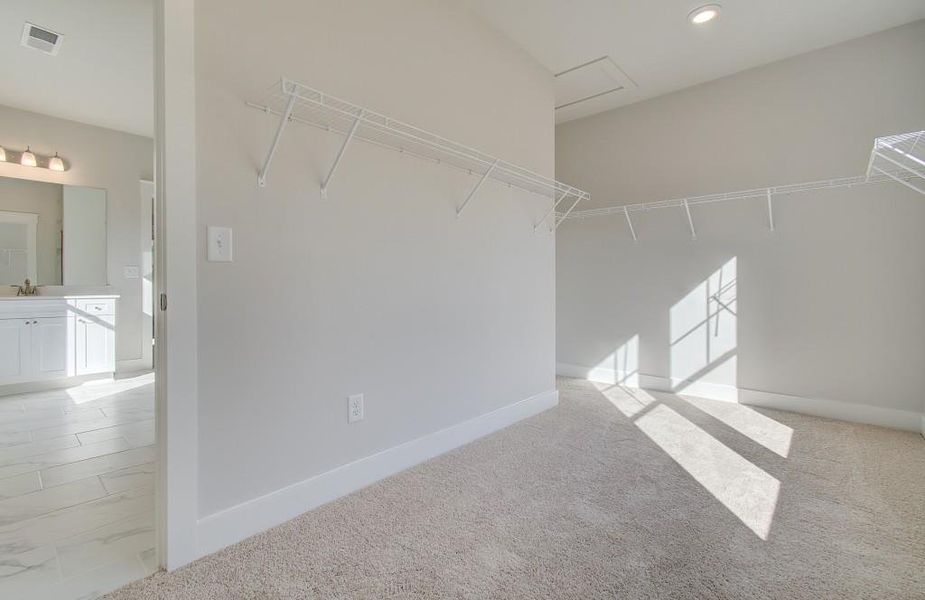 Spacious, unfurnished interior of a new home in Saddleridge, Senoia (Image 14). Spacious, unfurnished interior of a new home in Saddleridge, Senoia (Image 14).