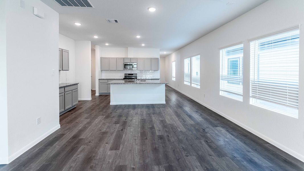 Spacious, unfurnished interior of a new home in Sunset Oaks, Maxwell (Image 18). Spacious, unfurnished interior of a new home in Sunset Oaks, Maxwell (Image 18).
