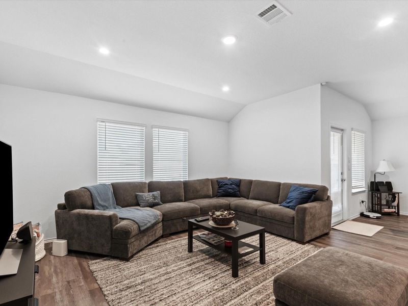 Furnished interior view inside a new home in , Magnolia (Image 23).