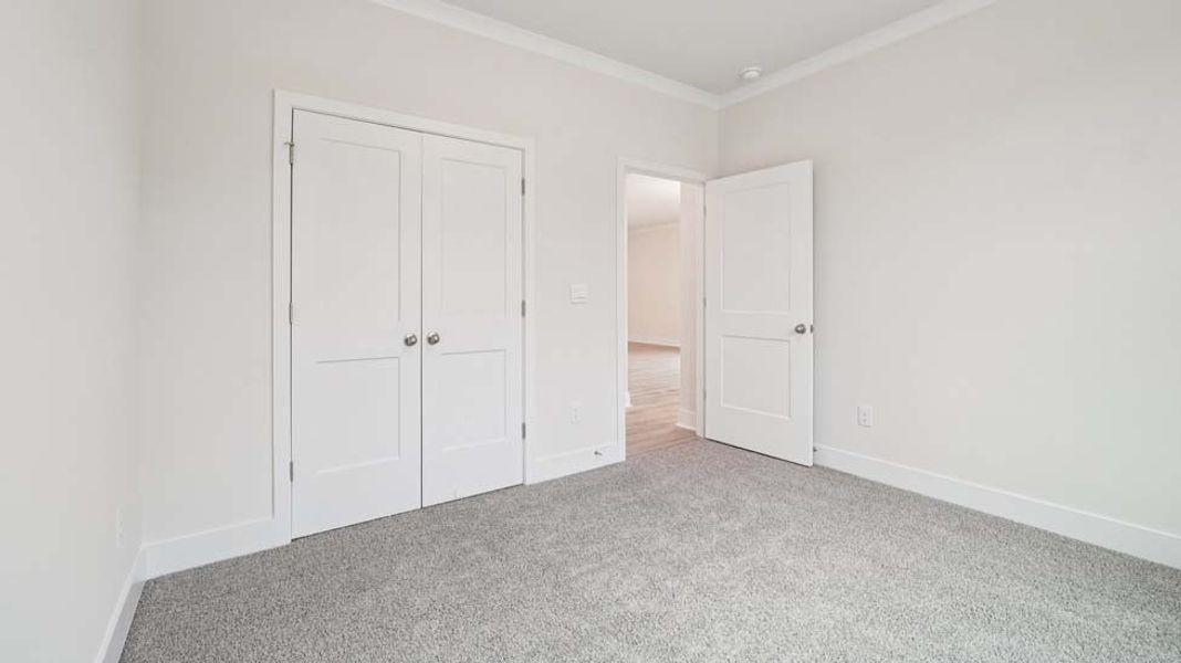 Spacious, unfurnished interior of a new home in Laurelbrook, Sherrills Ford (Image 25).
