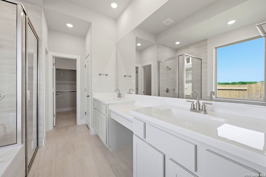 Furnished interior view inside a new home in Homestead, Schertz (Image 11).
