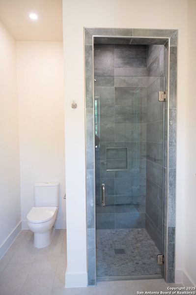 Furnished interior view inside a new home in , Terrell Hills (Image 42). Furnished interior view inside a new home in , Terrell Hills (Image 42).