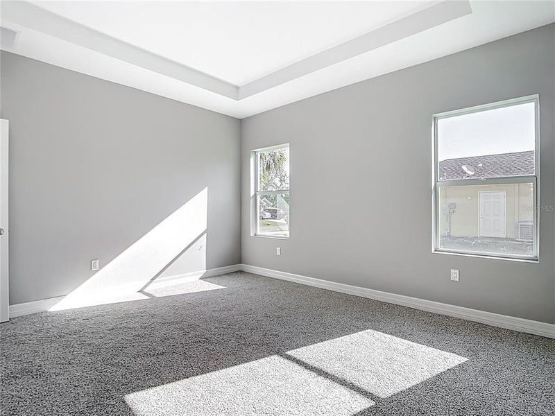 Spacious, unfurnished interior of a new home in , North Port (Image 19).