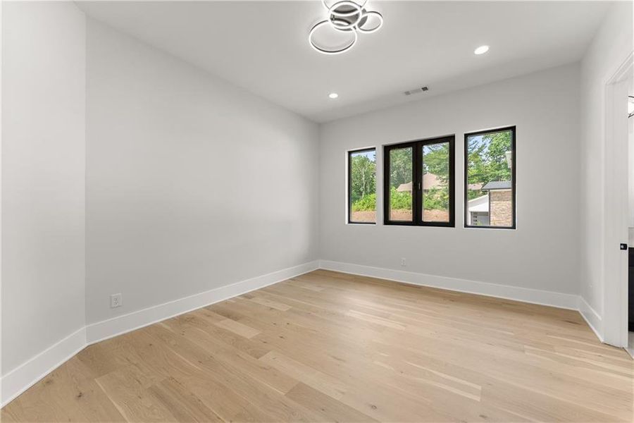Spacious, unfurnished interior of a new home in , Hoschton (Image 31).
