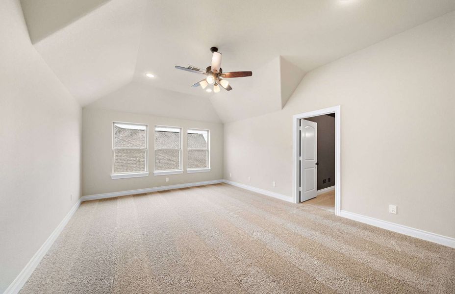 Representative unfurnished interior of a home built from the 3663AU by Ravenna Homes in Audubon 60′, Magnolia (Image 27).