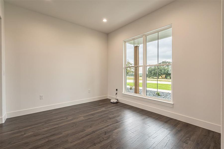 Spacious, unfurnished interior of a new home in , Granbury (Image 21). Spacious, unfurnished interior of a new home in , Granbury (Image 21).