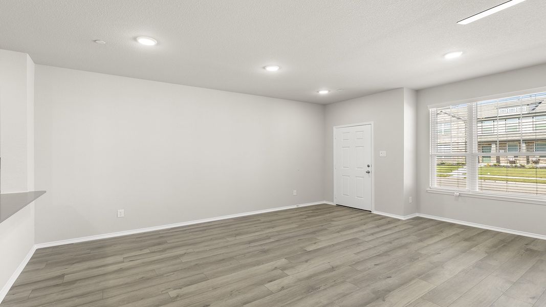 Spacious, unfurnished interior of a new home in Heartland Townhomes, Heartland (Image 15).