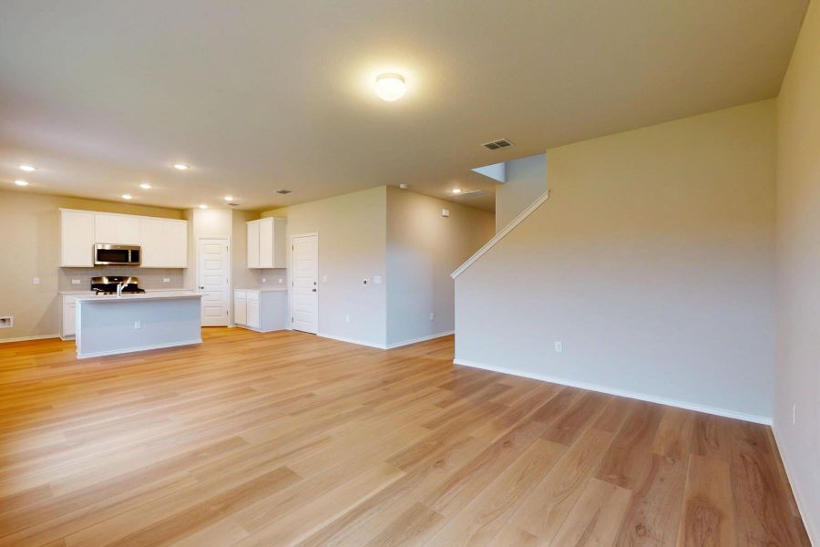 Spacious, unfurnished interior of a new home in Cascades at Onion Creek, Austin (Image 25). Spacious, unfurnished interior of a new home in Cascades at Onion Creek, Austin (Image 25).