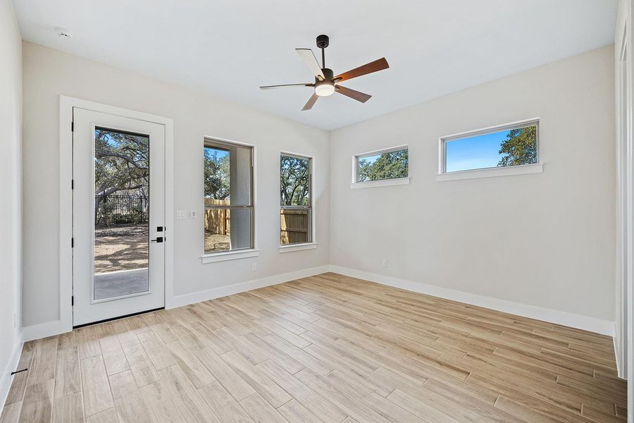 Spacious, unfurnished interior of a new home in Caliterra - 110', Dripping Springs (Image 9). Spacious, unfurnished interior of a new home in Caliterra - 110', Dripping Springs (Image 9).