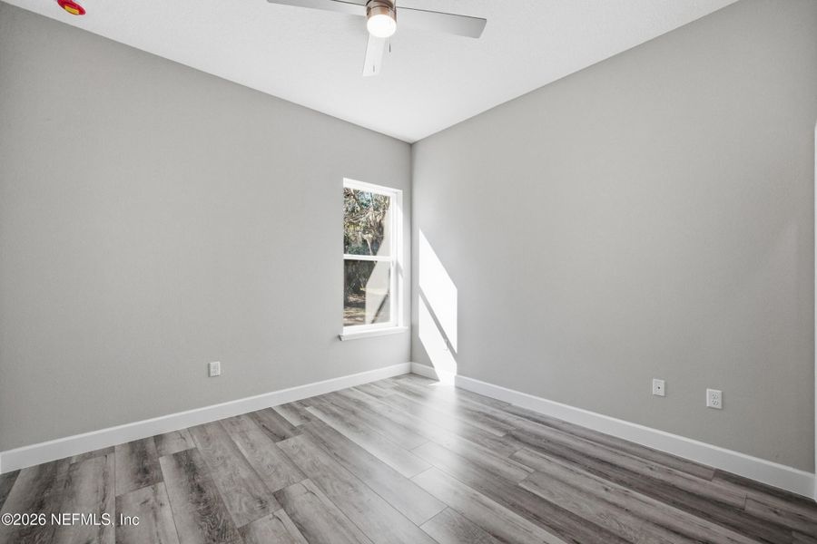Spacious, unfurnished interior of a new home in , Jacksonville (Image 29).
