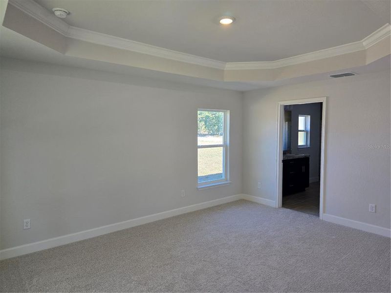 Spacious, unfurnished interior of a new home in , Homosassa (Image 17).