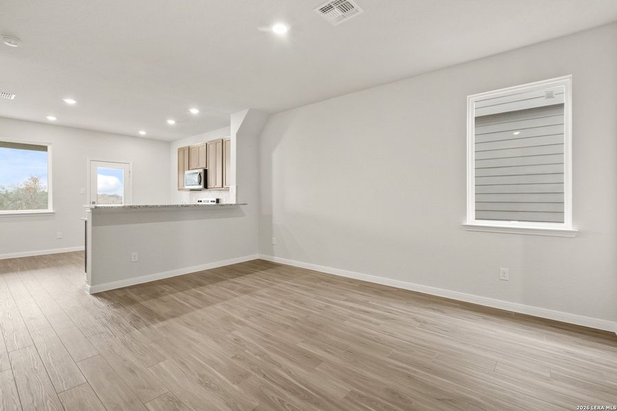 Spacious, unfurnished interior of a new home in Abbott Place, St. Hedwig (Image 28).