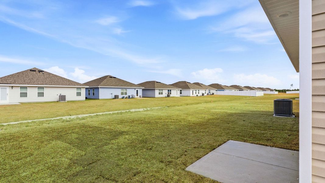Representative exterior details of a home built from the The Aldridge by D.R. Horton in Liberty, Panama City (Image 18).