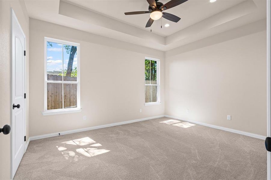 Spacious, unfurnished interior of a new home in , Mineral Wells (Image 23).