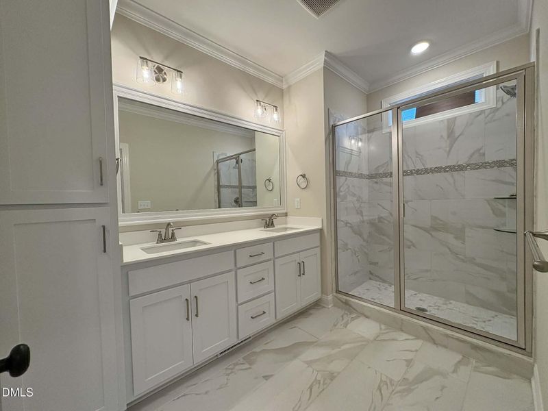 5bc3d3cc-d9e4-4283-a3bc-ca5ba1fe4c4b