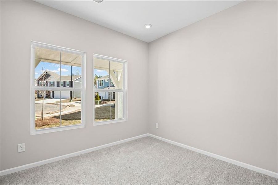 Spacious, unfurnished interior of a new home in Sage Woods, Dallas (Image 16).