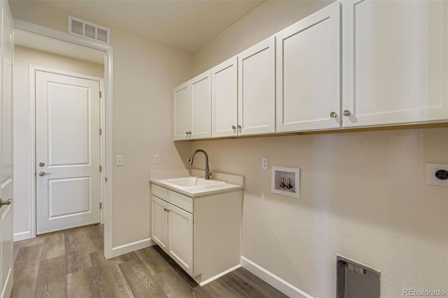 Furnished interior view inside a new home in , Aurora (Image 7).