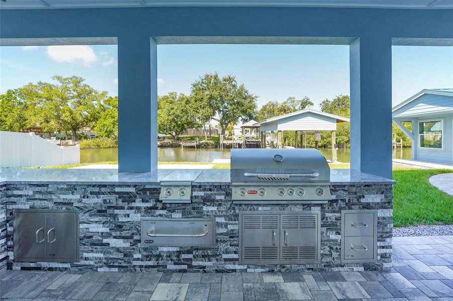Exterior details and patio area of a home in , Tampa (Image 33).