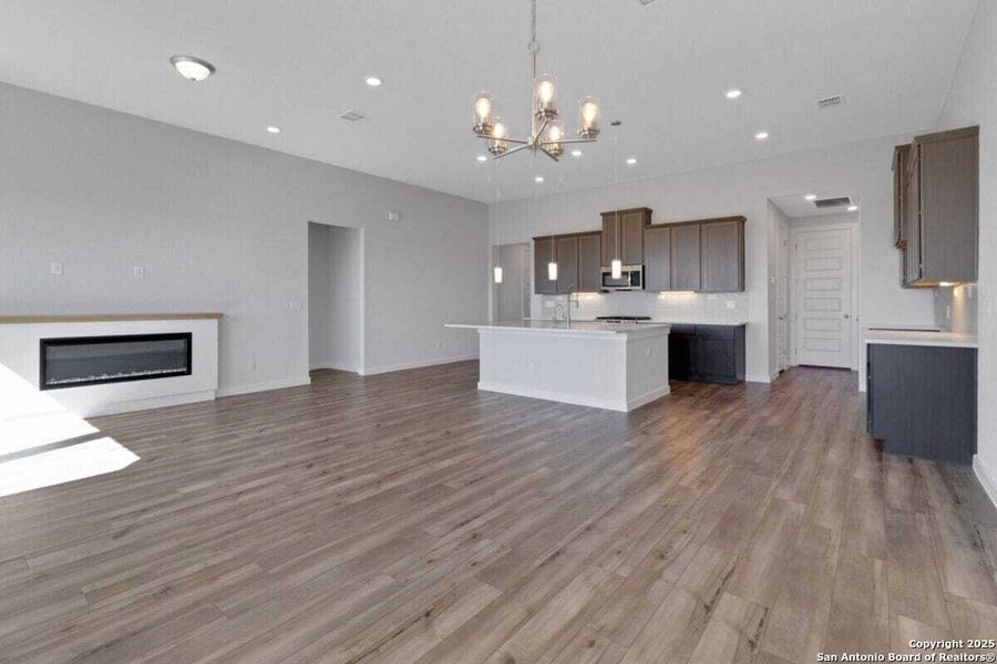 Furnished interior view inside a new home in Weltner Farms 50’s, New Braunfels (Image 5). Furnished interior view inside a new home in Weltner Farms 50’s, New Braunfels (Image 5).