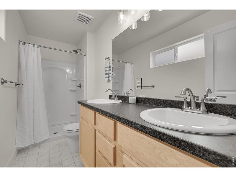 Image 36 of a home in .