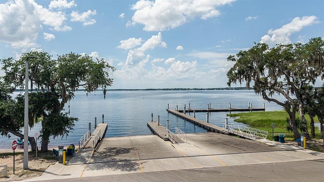 Community amenities in Waterstone, Groveland (Image 50). Community amenities in Waterstone, Groveland (Image 50).