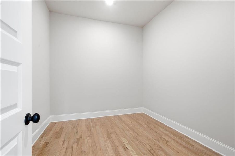 Spacious, unfurnished interior of a new home in , Gainesville (Image 52).