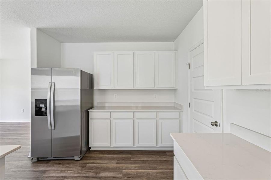 Furnished interior view inside a new home in Avalon Park Tavares, Tavares (Image 8).