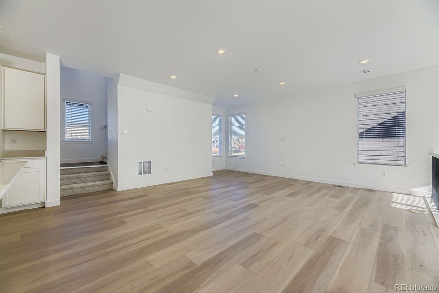 Spacious, unfurnished interior of a new home in Vermilion Creek: The Skyline Collection, Centennial (Image 11).