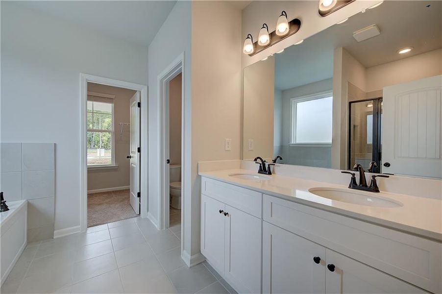 Furnished interior view inside a new home in Northcroft, Loganville (Image 16).