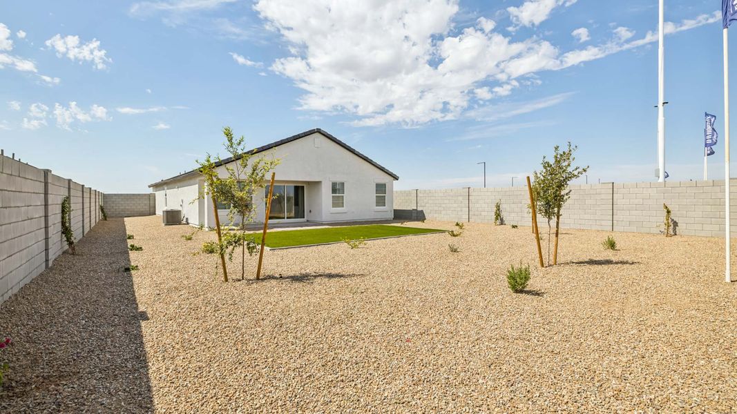 Representative exterior photo of a completed home built from the Easton by D.R. Horton in Remington, Buckeye, AZ (Image 22).