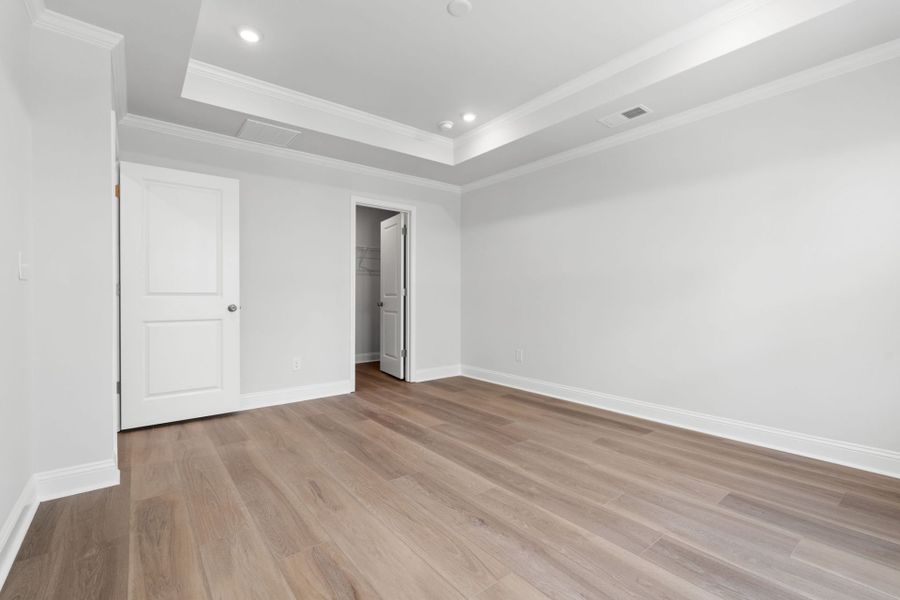 Spacious, unfurnished interior of a new home in Lakeside Townes at Riverlights, Wilmington (Image 18). Spacious, unfurnished interior of a new home in Lakeside Townes at Riverlights, Wilmington (Image 18).
