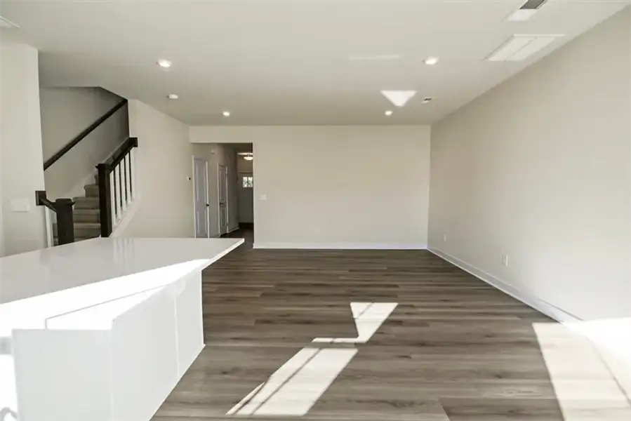 Spacious, unfurnished interior of a new home in Townes At Abner Creek, Greer (Image 7).