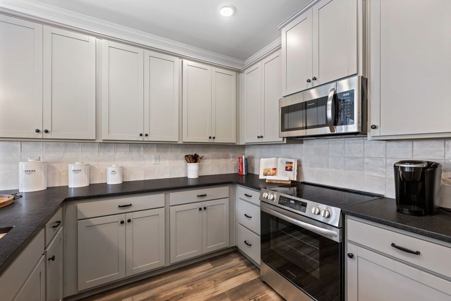 **This photo is of a different home, but similar layout** **This photo is of a different home, but similar layout**