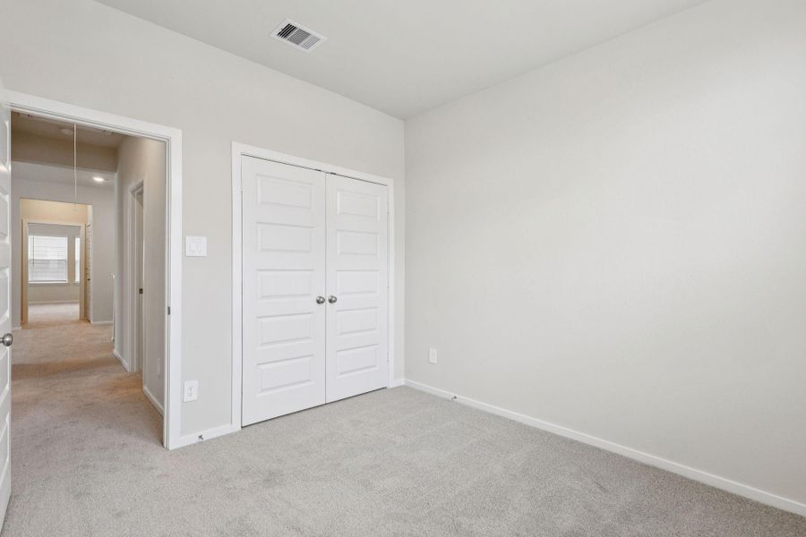 Spacious, unfurnished interior of a new home in Pinewood Trails - City Series, Atascocita (Image 23).