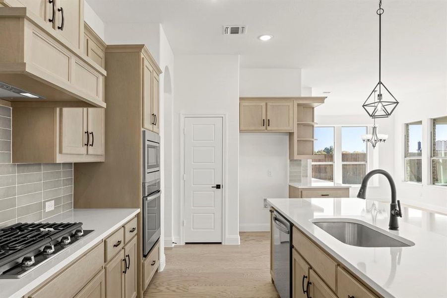 13. 610 Tenor - Kitchen (3) 13. 610 Tenor - Kitchen (3)