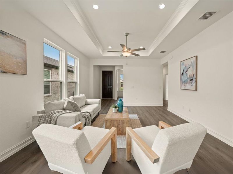 Furnished interior view inside a new home in Del Webb at Legacy Hills, Celina (Image 9). Furnished interior view inside a new home in Del Webb at Legacy Hills, Celina (Image 9).