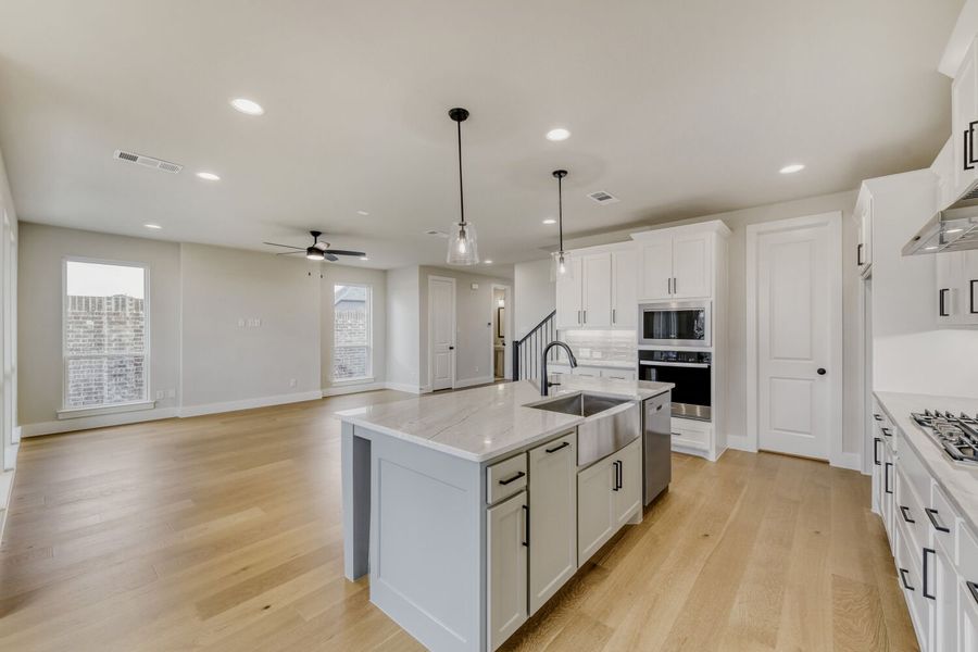 3245 Vaquero - Kitchen 3245 Vaquero - Kitchen