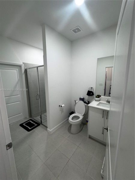 Furnished interior view inside a new home in Beacon at Galiano Pointe, Miami (Image 12). Furnished interior view inside a new home in Beacon at Galiano Pointe, Miami (Image 12).