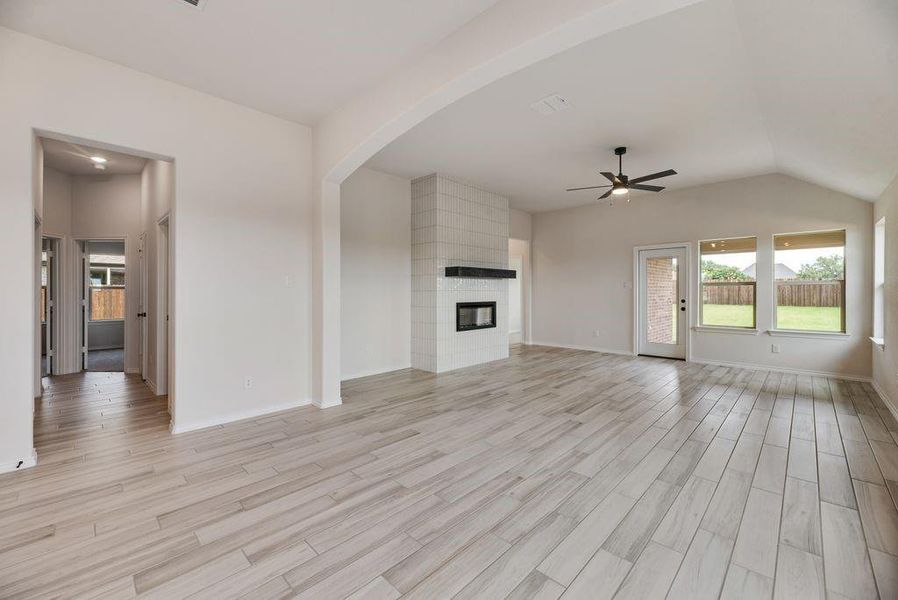 El Dorado-Concept 2065-LD-S-288 Coronado Court-Family room4-Risewell Homes