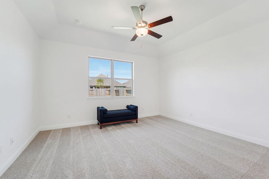 Spacious, unfurnished interior of a new home in Evergreen 40', Conroe (Image 26).